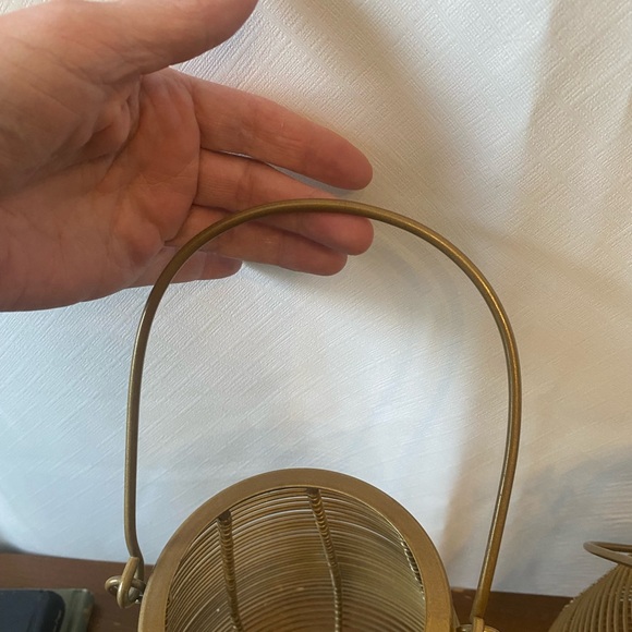 Charming pair of brushed gold hanging wire candle holder lanterns Cottagecore - Picture 5 of 10